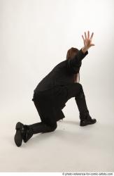 ANGELIA KNEELING POSE SITH